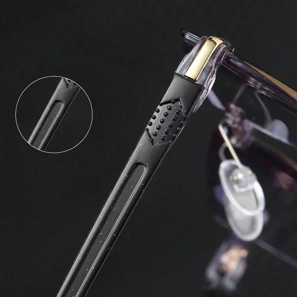 PAGÁ 1 Y LLEVATE 2 | Gafas Inteligentes TR90™ Titanium + Estuche de Regalo